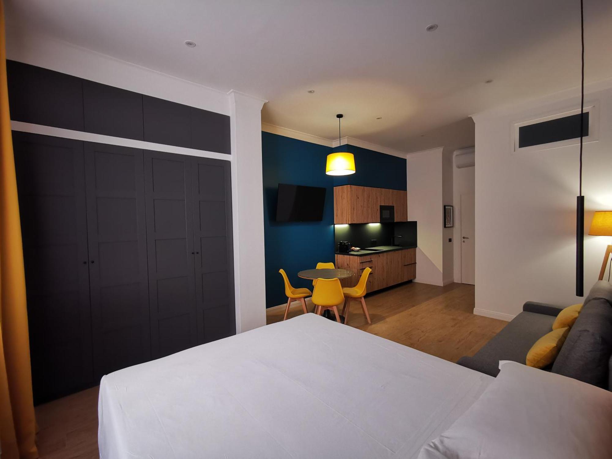Cattaro 65 - Flexible Check-In Apartments Бари Экстерьер фото