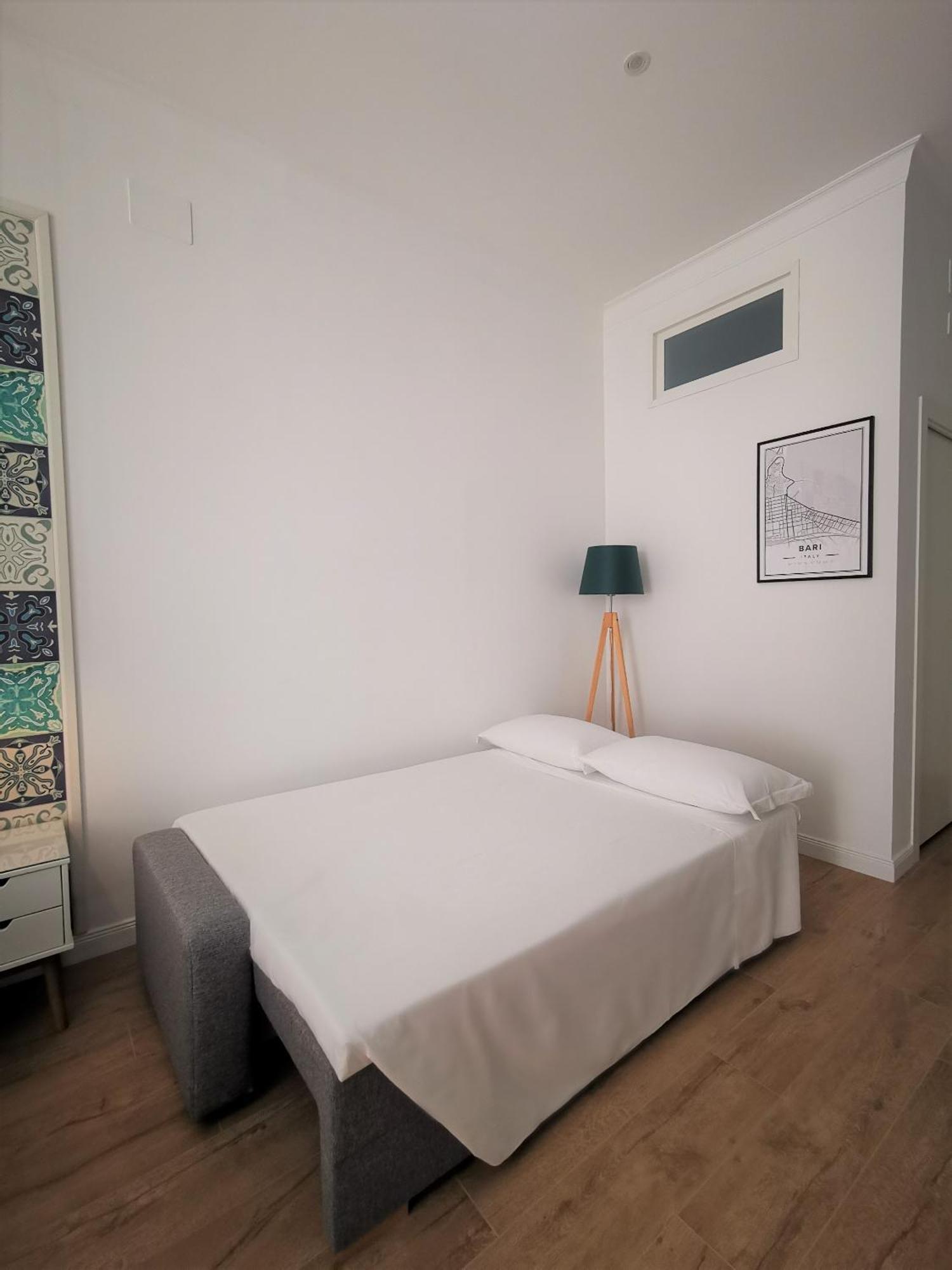 Cattaro 65 - Flexible Check-In Apartments Бари Экстерьер фото