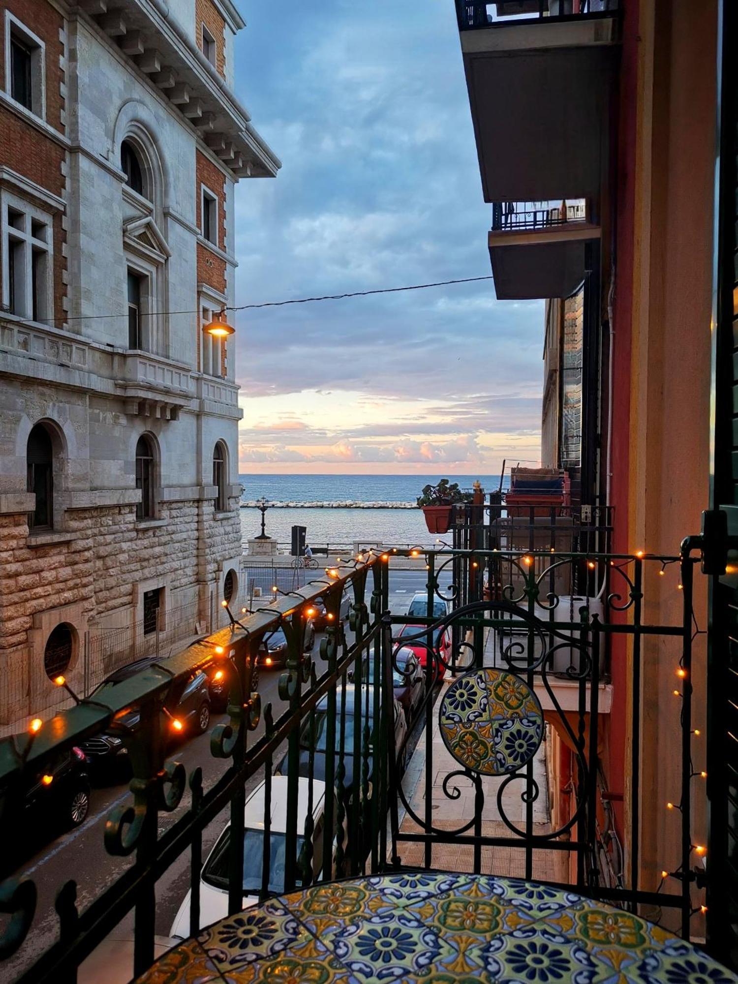 Cattaro 65 - Flexible Check-In Apartments Бари Экстерьер фото